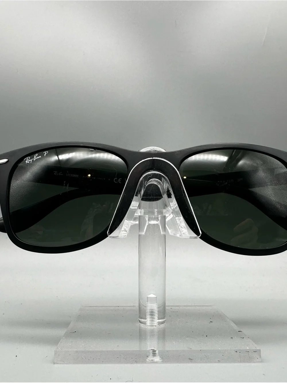 Ray-Ban RB4195 601-S/9A Liteforce Wayfarer Polarized Matte Black Sunglasses Flaw